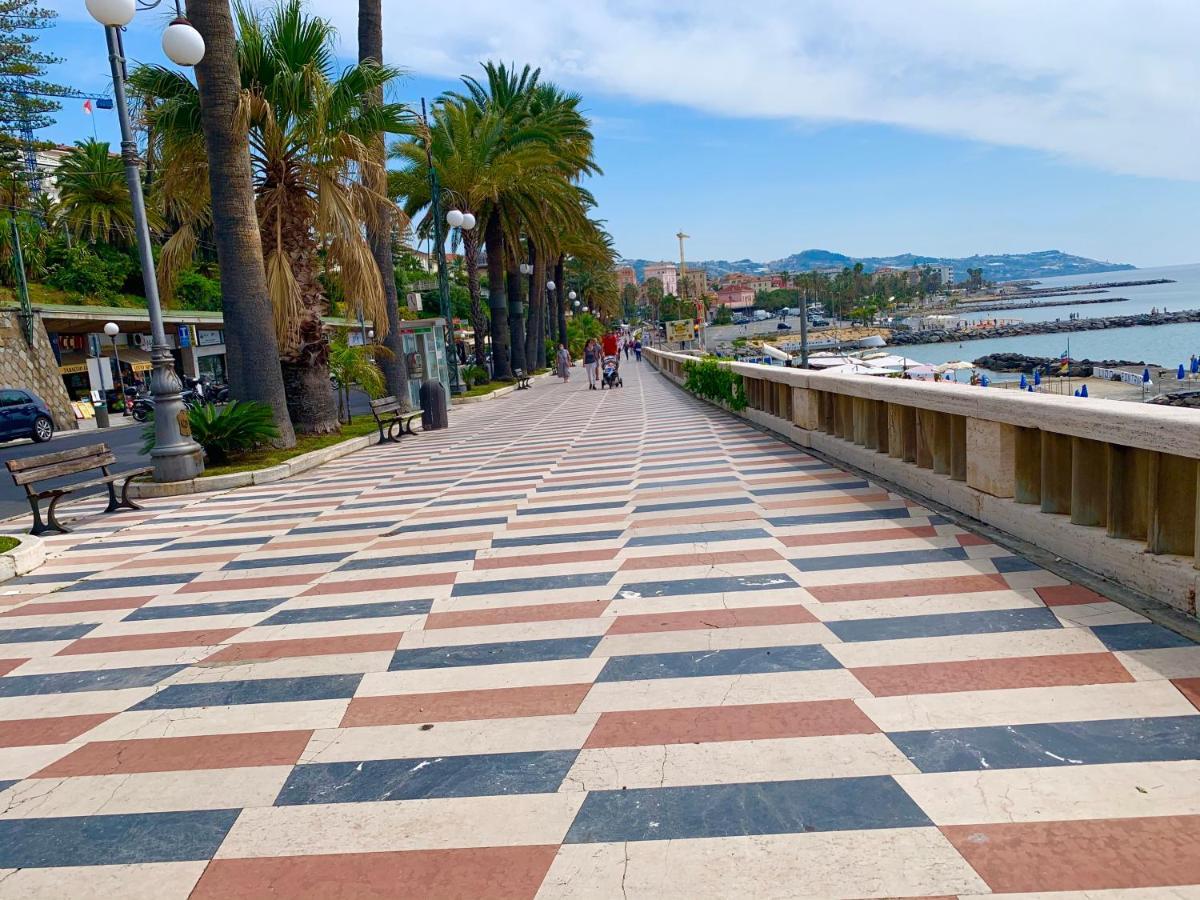 Apartmán La Casa Del Sole Sanremo Exteriér fotografie